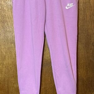Nike (L) jogger purple